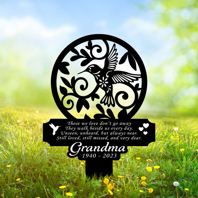 Personalized Hummingbird Memorial Metal Stake, Hummingbird Name Sign, Garden Metal Stake, Sympathy Gift, Grave Marker, Memorial Stake