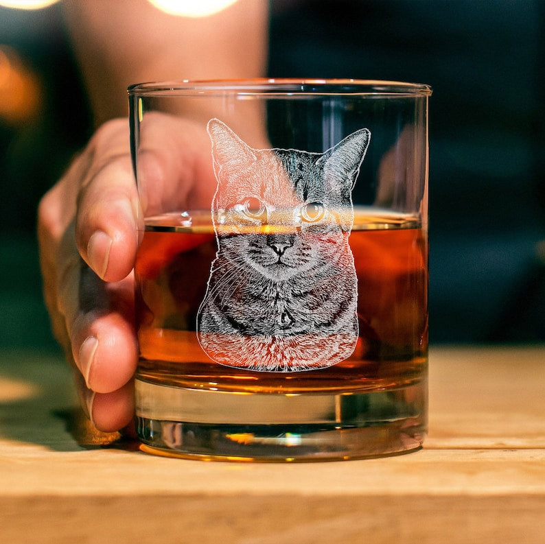 Custom Cat Portrait Whiskey Glass Gift - Upload Your Pet Photo on Glasses, Gift for Pet Lovers