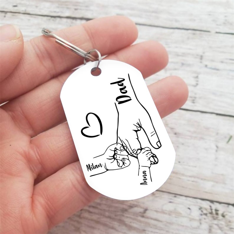 Personalized Dad Keychain for Father's Day Gift, Dad and Kids Hands Keychain Gifts for Dad, Gifts for Husband, Grandpa Fathers Day Gift