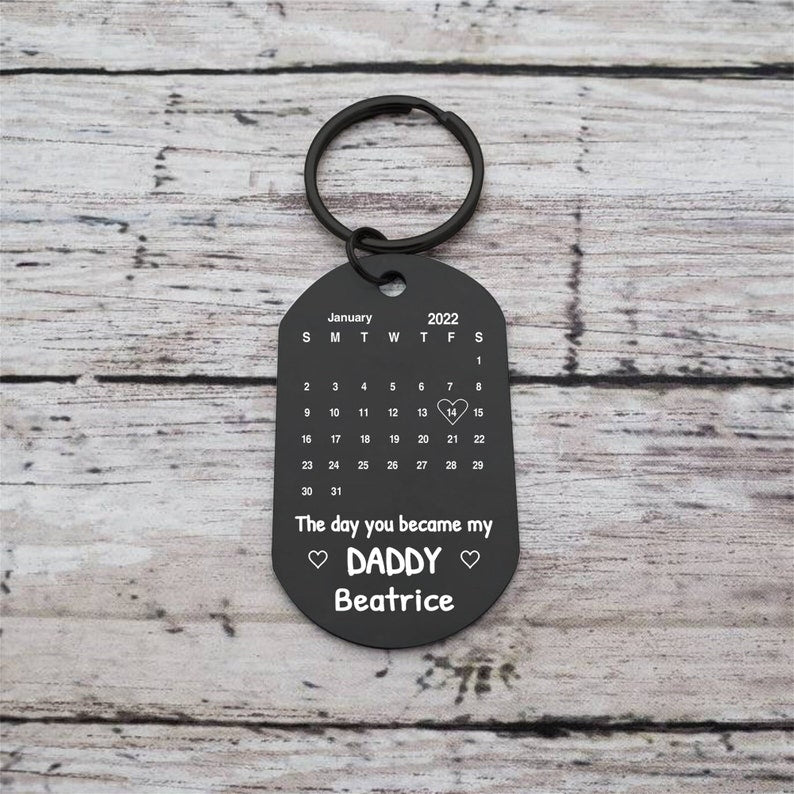 Personalized Photo Keychain,The Day you become my daddy,Date Keychain,Daddy Key Chain,Custom Picture Keychain for Fathers Day,Gifts for Dad