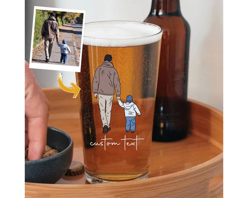 OUTLINE DRAWING Daddy and Me Pint Beer Glass, Custom Photo Dad And Kids Mixing Glass, New Dad Gifts, First Time Dad Gift, Gift for Grandpa