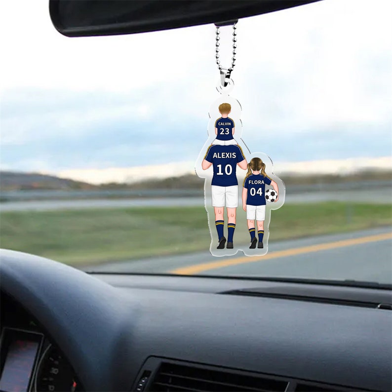 Daddy's Team Keychain for Dad, Custom Car Hanger,Acrylic Football Team Keyring for Dad, Grandad Keyring,Gift for Husband, Father's Day Gifts