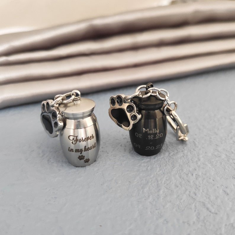 Forever In Our Hearts Personalized Dog Ashes Keepsake,Pet Urns Keychain for Dogs,Cremation Keyrings Urn,Pet Memorial Dog Paw Keychain,Pet Loss Gift,Pet Locket