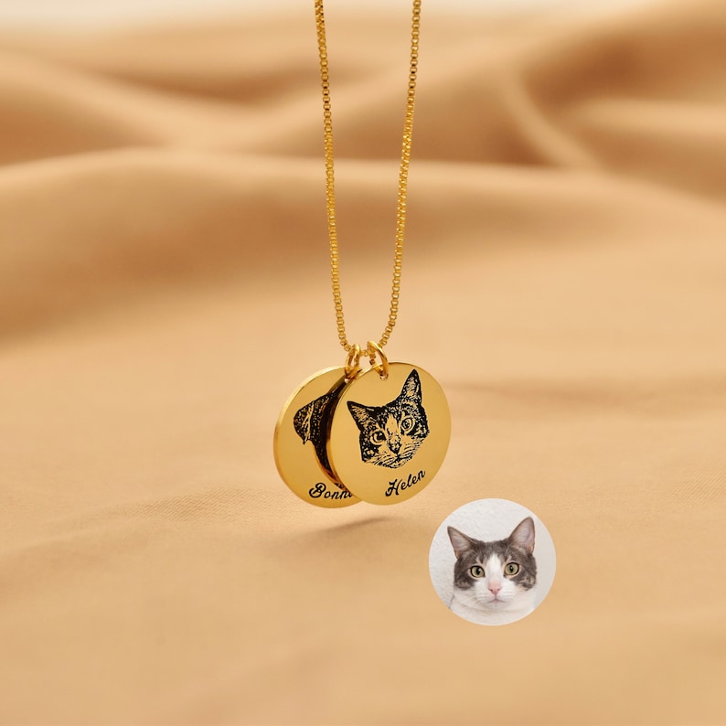 Custom Pet Portrait Name Necklace, Dog Photo Necklace, Cat Picture Necklace, Pet Memorial Necklace, Gift For Pet Lover,Gift for Her