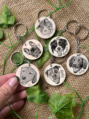Pet keyring, wooden pet engraved keychain, custom pet gift, Christmas present from dog, cat keyring, animal lover present, Dog mum, dog dad