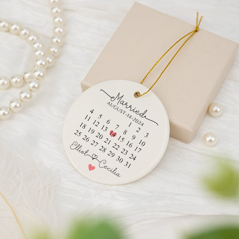 Personalised Married Calendar Date Ceramic Bauble, Wedding Day Keepsake, Married Calendar Date, Heart Ornament for Couples