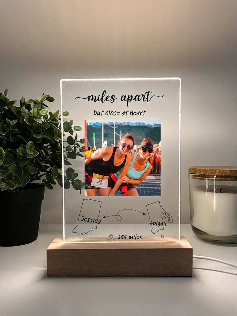 Friendship Long Distance Gift, Personalized Friend Moving Away Gift, Custom Photo, Miles Apart Friendship Sign, Connected States Map Light