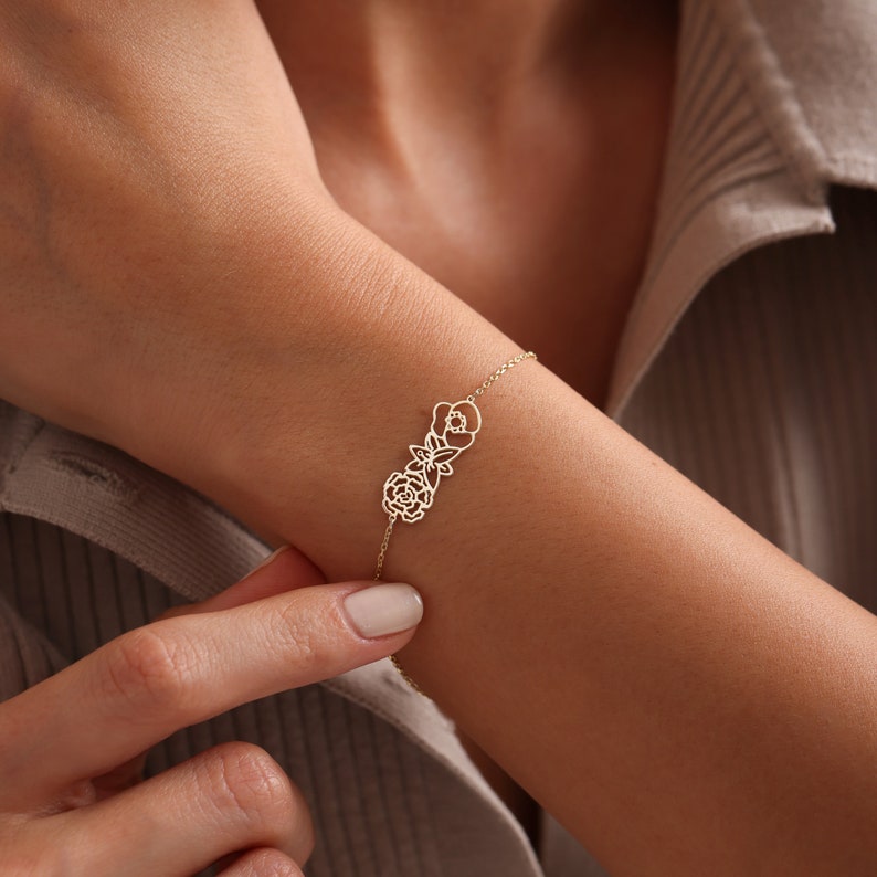 Birth flower Bracelet , Birth Flower Bouquet Bracelet, Personalized Gift, Birth flower Family Gift, Mothers day gifts Gift For Mom Gift For Wife