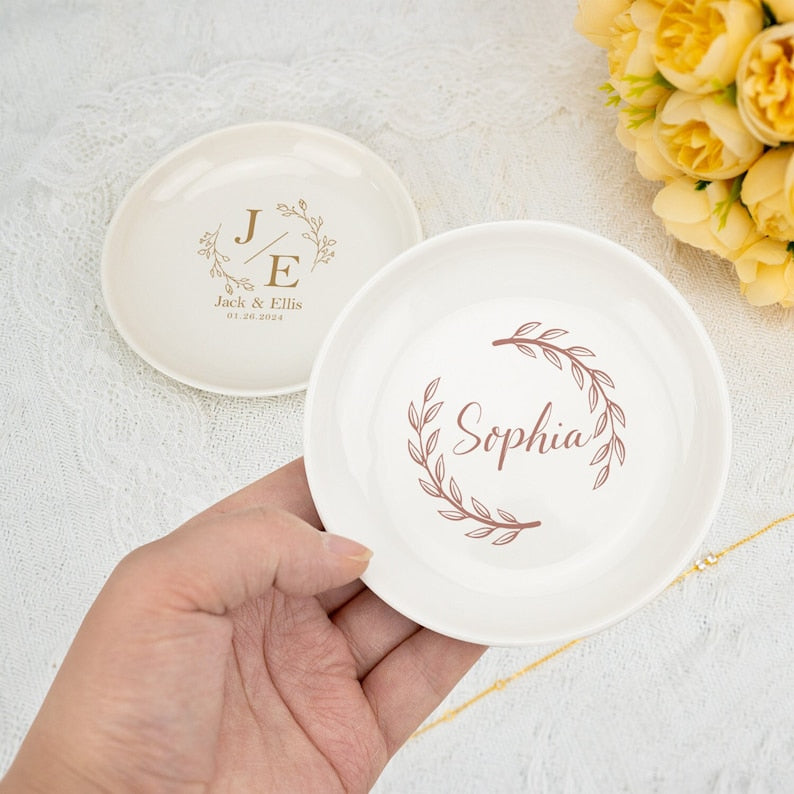 Personalized Engagement and Wedding Ring Dish, Initials Date Jewelry Dish, Custom Trinket Dish, Anniversary Gifts for Her, Wedding Day Gifts