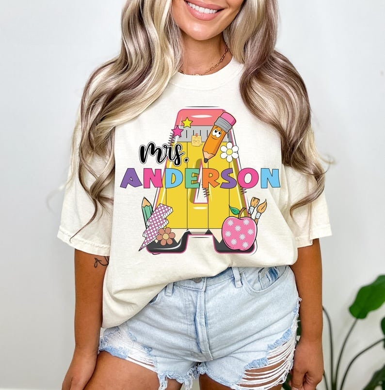 Personalized Teacher Shirt, Custom Teacher Name T-Shirt, Back To School Sweatshirt, First Day Of School,Custom your name Shirt, Teacher Shirt