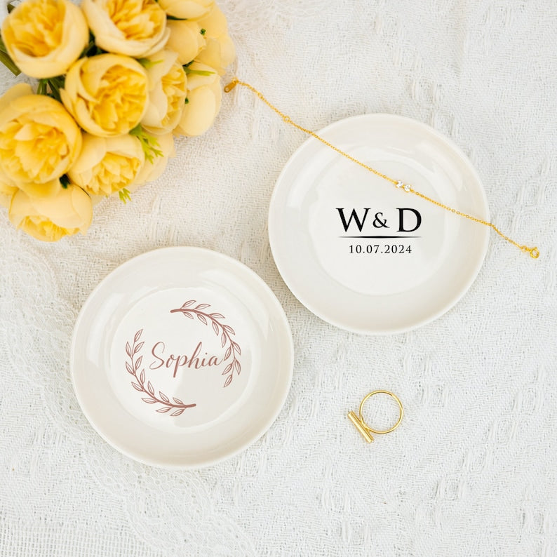 Personalized Engagement and Wedding Ring Dish, Initials Date Jewelry Dish, Custom Trinket Dish, Anniversary Gifts for Her, Wedding Day Gifts