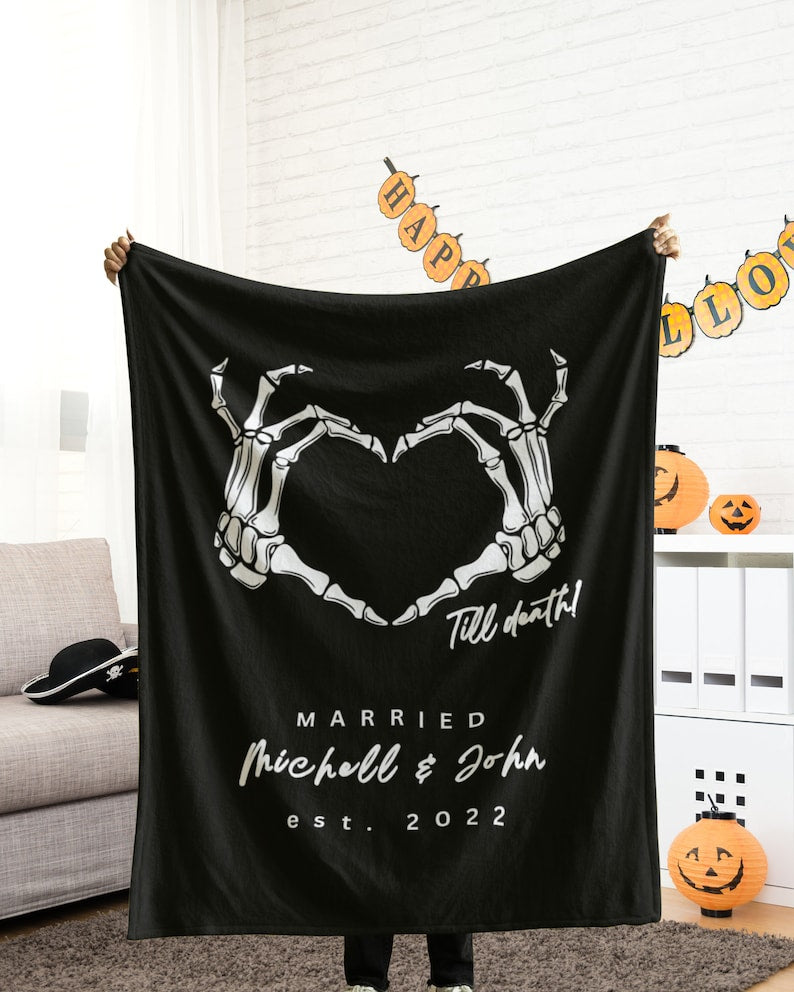 Personalized Couple Blanket, Customized Halloween Skeleton Gifts, Custom Wedding Engagement Gifts with Couple's Name, Anniversary Presents
