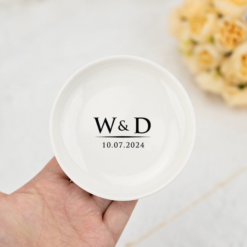 Personalized Engagement and Wedding Ring Dish, Initials Date Jewelry Dish, Custom Trinket Dish, Anniversary Gifts for Her, Wedding Day Gifts