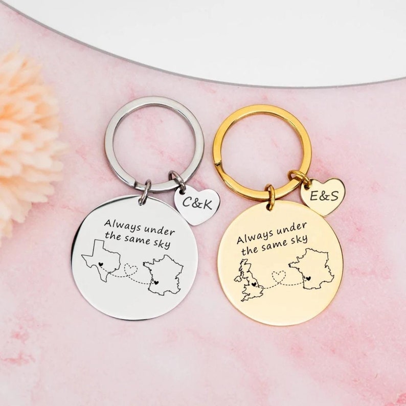 Custom Long Distance Keychain,Leaving Home Gift,Keychain Long Distance Couple Friends Long Distance Relationship Gift, Valentine's Day Gifts