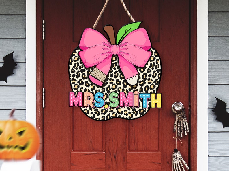 Personalized Teacher Door Sign, Apple Name Sign, Classroom Decor, Custom Name Teacher Door Hanger, Teacher Door Sign Back To School