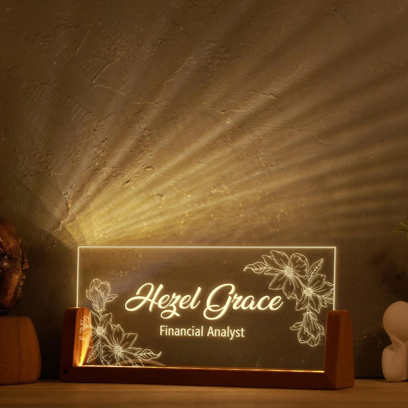 Personalized Desk Name Plate, Graduation Desk Name Plate, Graduation gift, Desk Accessories, Office Gifts for Boss Coworkers, New Job Gifts