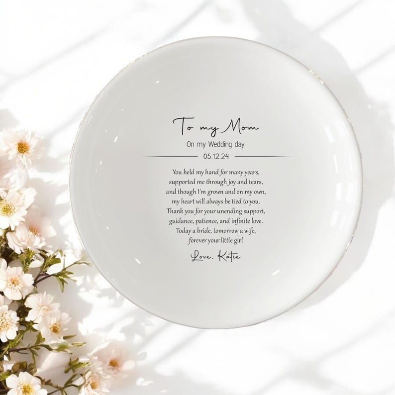 To My Mom On My Wedding Day Personalized Ring Dish/Mother of the bride Gift/Gift For mom/Wedding Gift for Mom/Bridal Shower Gifts/Mom Gifts
