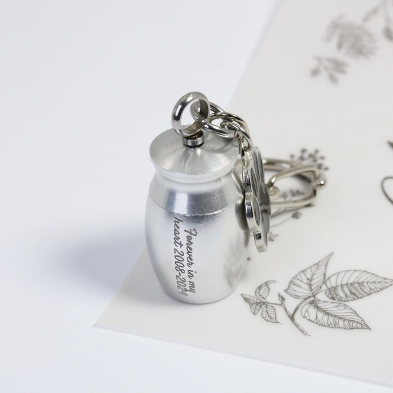 Personalized Pet Urn Keychain,Cremation Urn Keychain,Custom Ashes Keepsake,Urn Memorial Dog Paw Print Keychain,Pet Fur Hair Keepsake