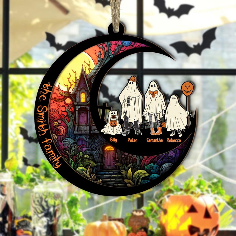 Personalized Ghost Family Suncatcher, Halloween Family Portrait with Pets Window Hanging Ornament Dark Gothic Home Decor, Ghost Dog Cat Gift