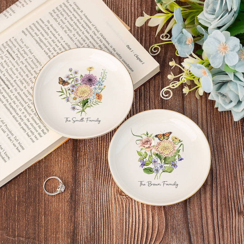 Personalised Birth Flower Trinket Dish,Family Bouquet Jewelry Dish,Watercolor Flower Ring Dish,Wedding Gift for Her,Birthday Gift For Mom