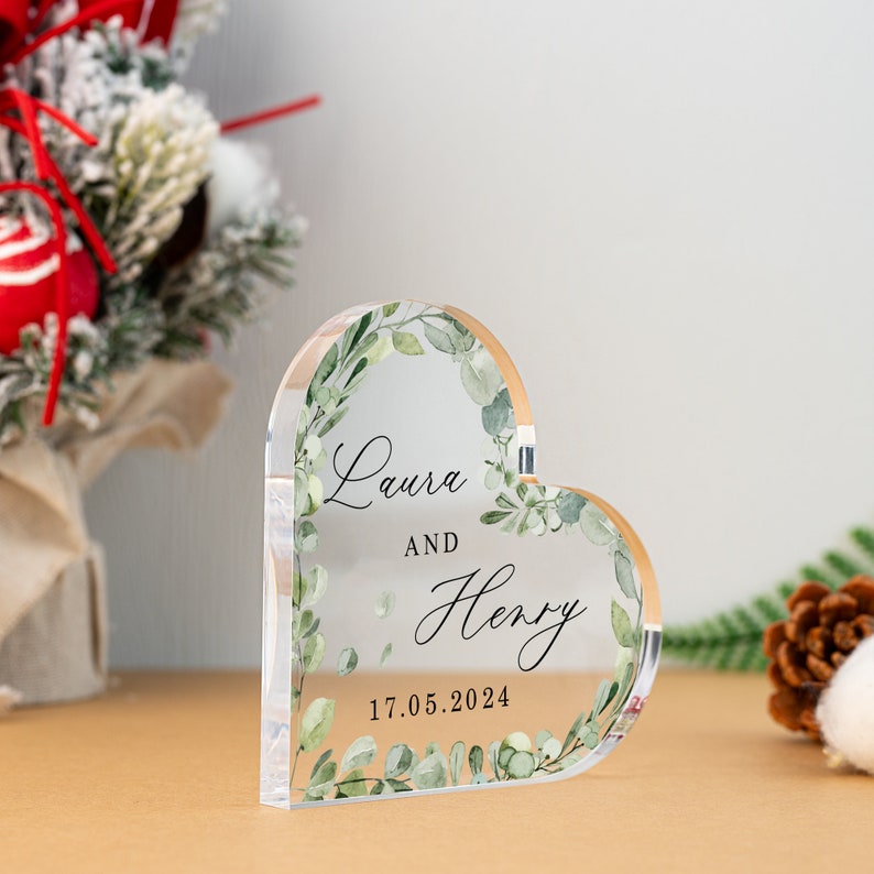 Personalized Couple Acrylic Plaque,Anniversary Acrylic Heart Plaque,Wedding Plaque with Couple Names,Newly Wed Gift,Gfit for Bride and Groom