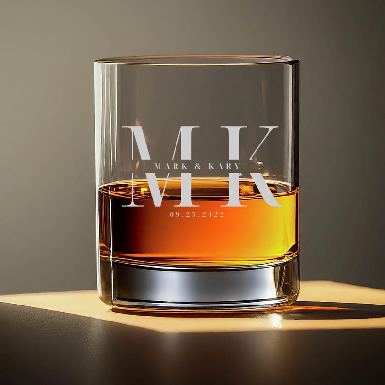 Personalized Whiskey Glass Set, Wedding Glass, Custom Wedding Gift, Wedding Favor, Engagement Gift, Bachelorette gift