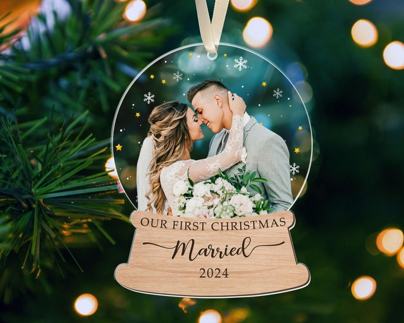 First Christmas Married Ornament, Personalized Couple Ornament, Just Married Christmas Ornaments, Custom Photo Ornament, Custom Couple Gifts