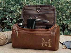 Custom Men's Toiletry Bag, Leather Dopp Kit, Groomsmen Gifts, Anniversary Gift for Him, Travel Toiletry Bag, Men's Leather Accessory
