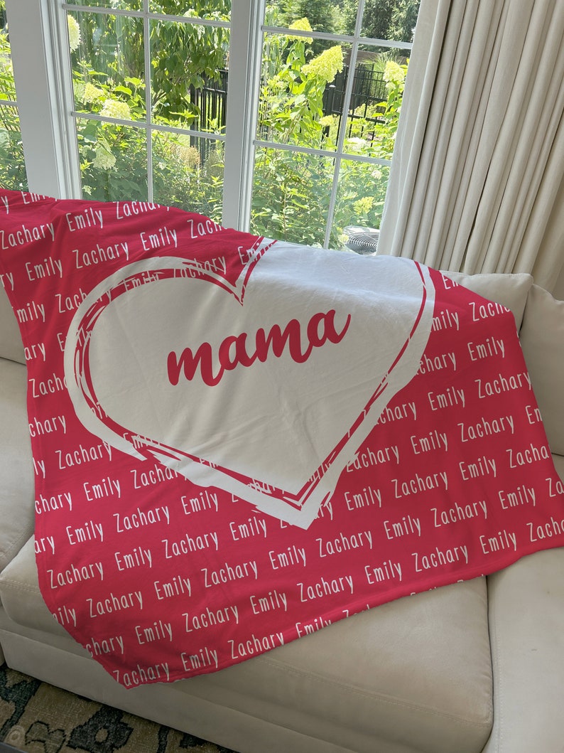 Name in Heart Blanket | Personalized Gift with Names & Color of Your Choice | Personalized Name Blanket, Mothers Day Gifts, Christmas Gift