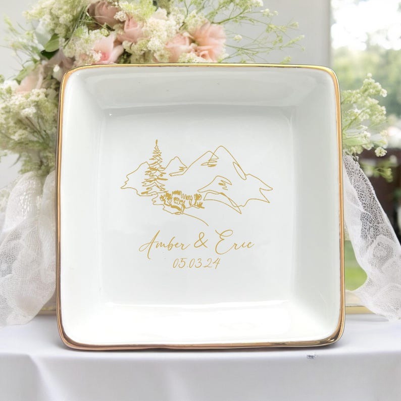Personalized Anniversary Gift, Custom Wedding Date, Engagement Gift For Her, Mountain Ridge Ring Dish, Mountain Jewelry Dish, Proposal Gifts
