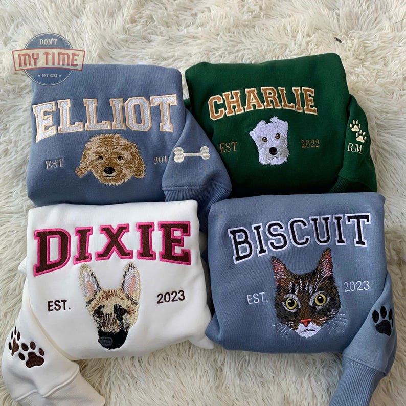 Custom Dog Face Embroidered Sweatshirt, Personalized Pet Crewneck Hoodie, Embroidered Cat Crewneck, Gift for Dog Mom, Pet Lovers Gift