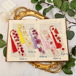 Pressed Flower Bookmark for Women,Custom Resin Bookmark, Personalized Bookmark, Floral Bookmark with Name, Mothers Day Gift Idea, Book Mark
