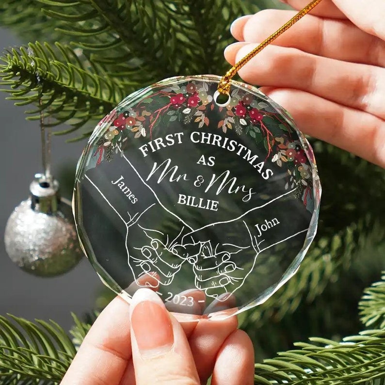 Holding Hands First Christmas Couple, Personalized Mr Mrs Circle Glass Ornament, Personalized Couple Christmas Ornament, Newly Wed 2024 Gift