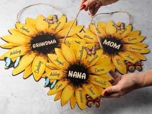 Sunflower Mom Sign Personalized, Birthday Gifts For Mom, Sunflower Mom Sign with Kids Names, Wall Decor, Sunflower Mom and Grandma Sign