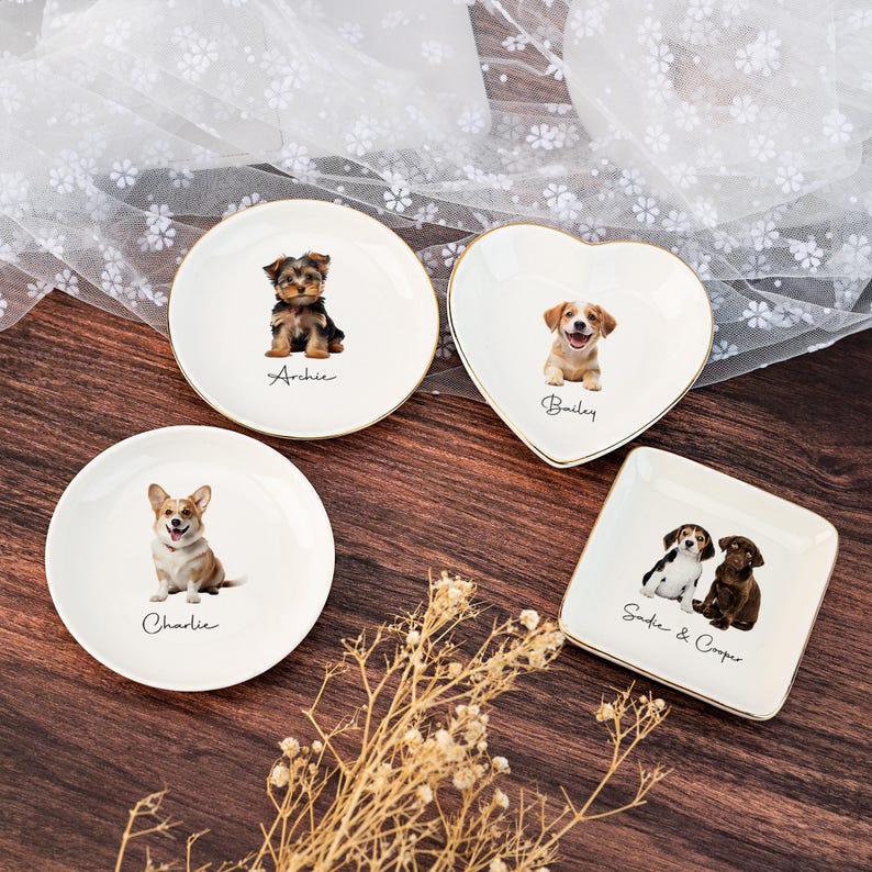 Custom Pet Portrait Jewelry Dish, Personalized Dog Cat Ring Dish, Unique Pet Lover Gift, Christmas Trinket Dish, Pet Memorial Keepsake Tray