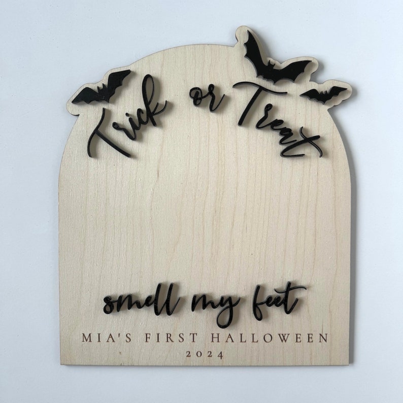 DIY Halloween Footprint Keepsake Sign for Baby's First Halloween, new baby or parent gift, trick or treat smell my feet, wood holiday sign
