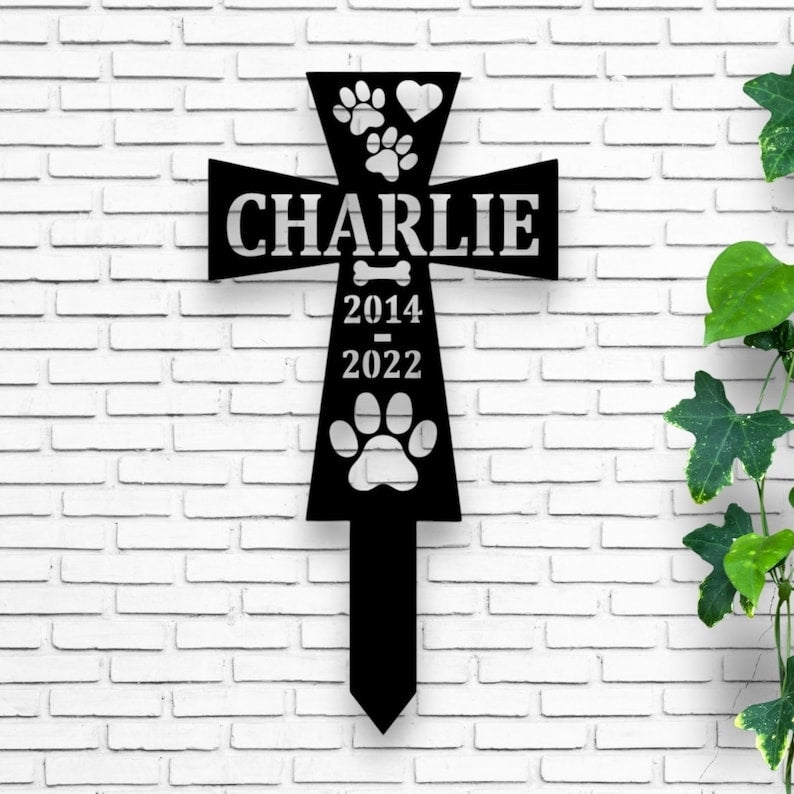 Custom Metal Dog Memorial Cross Stake - Personalized Pet Tribute, Garden D cor, Remembrance, Dog Loss Sympathy Gift, Beautiful Memorial Sign