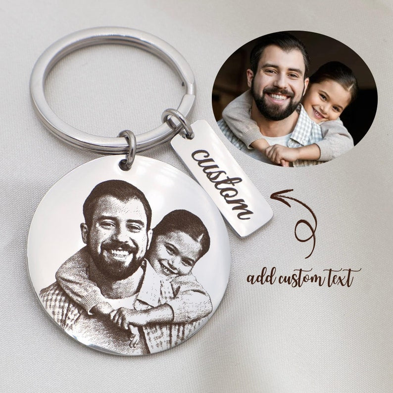 Custom Photo Aluminium Keychain - Personalized Portrait Engraved Keyring - Unique Gift for Loved Ones - Custom Christmas Gift