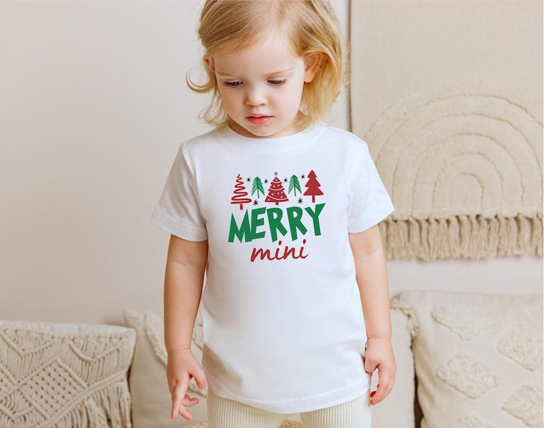 Christmas Family Shirt: Matching Family Christmas Shirts, Family Matching Outfits, Family Christmas Shirt, Merry Mama Merry Mini Merry Daddy