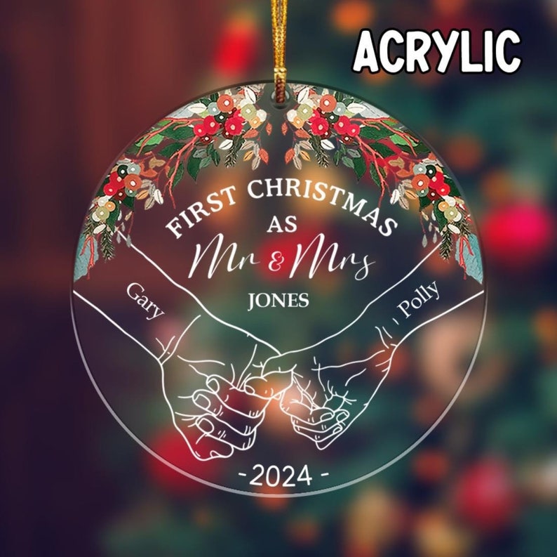 Holding Hands First Christmas Couple, Personalized Mr Mrs Circle Glass Ornament, Personalized Couple Christmas Ornament, Newly Wed 2024 Gift