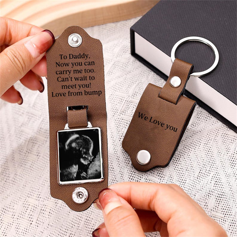 Personalized Mens Leather Keychain with Photo,Metal Tag Photo Keychain,Engraved key chain,Christmas Gifts for Dad,Anniversary Gifts for Him