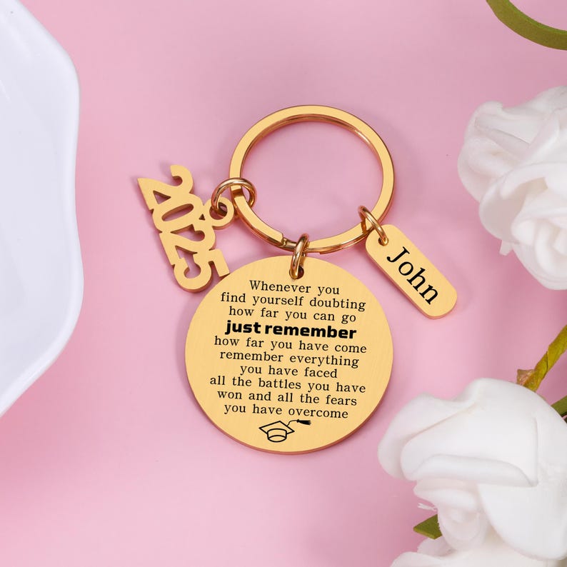 Personalized Graduation Keychain, Graduation Gift for Her, Gift for Him, Class of 2025 Keychains, Bulk Graduation Gift for 2025, Grad Gifts