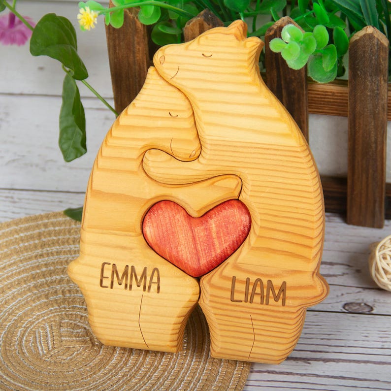 Custom Wooden Bear Family Puzzle, Personalized 2-6 Person Animal Figurines, Ideal for Anniversaries & Home Decor