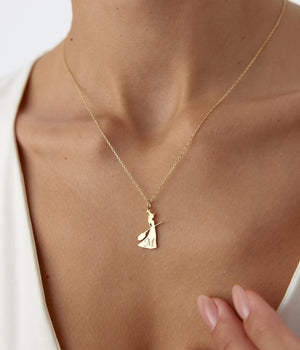 Dainty Wizard of Oz, Wicked Witch of the West Necklace, The Wonderful Wizard of Oz Pendant, Magician Necklace, Wizard, Halloween Necklace