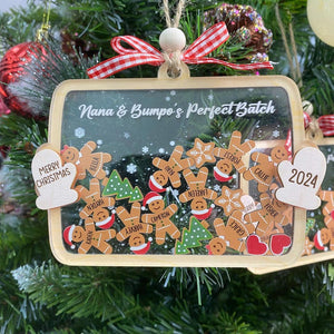 Custom Family Member Shaker Ornament, Custom Gingerbread Family Ornament, 4D Shake Family Ornament, Family Christmas Gifts, Family Keepsake