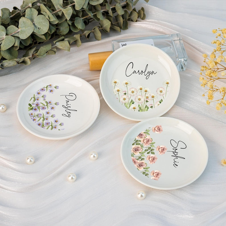 Personalised Birth Flower Trinket Dish,Wedding Bridesmaid Gift,Jewelry Dishes For Women,Engagement Gift,Bridal Shower Gift,Best Friend Gifts