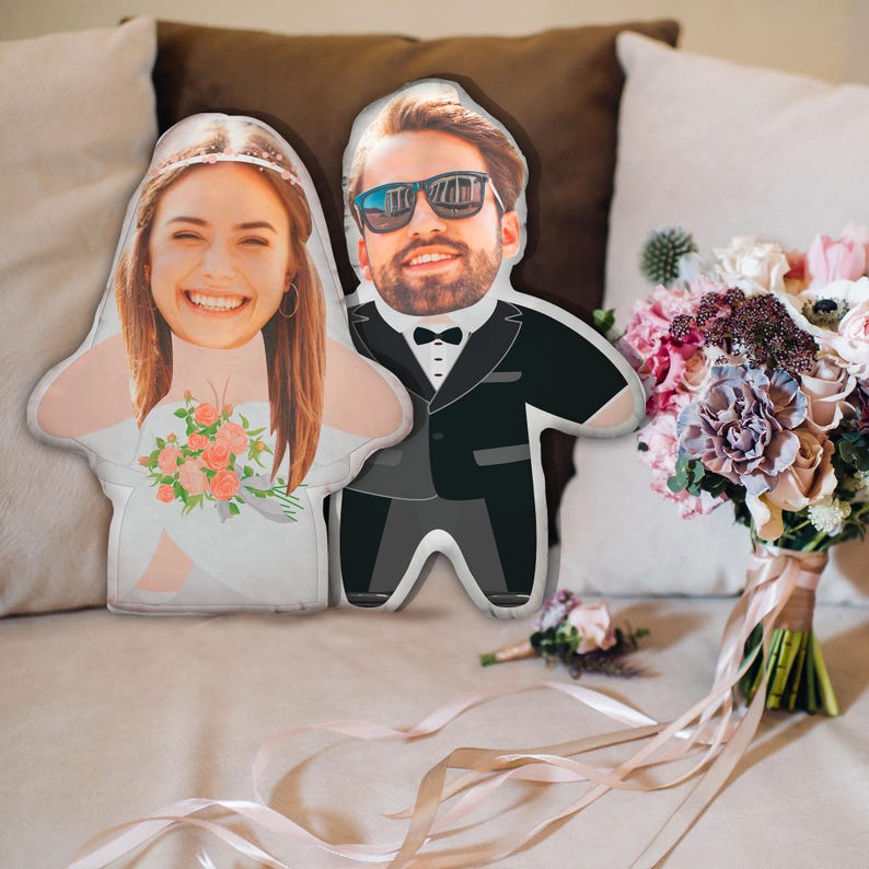 Personalized Face Pillow from Picture - Custom Funny Person Pillow To Boyfriend - Photo Cushion - Birthday Gift for Him & Her