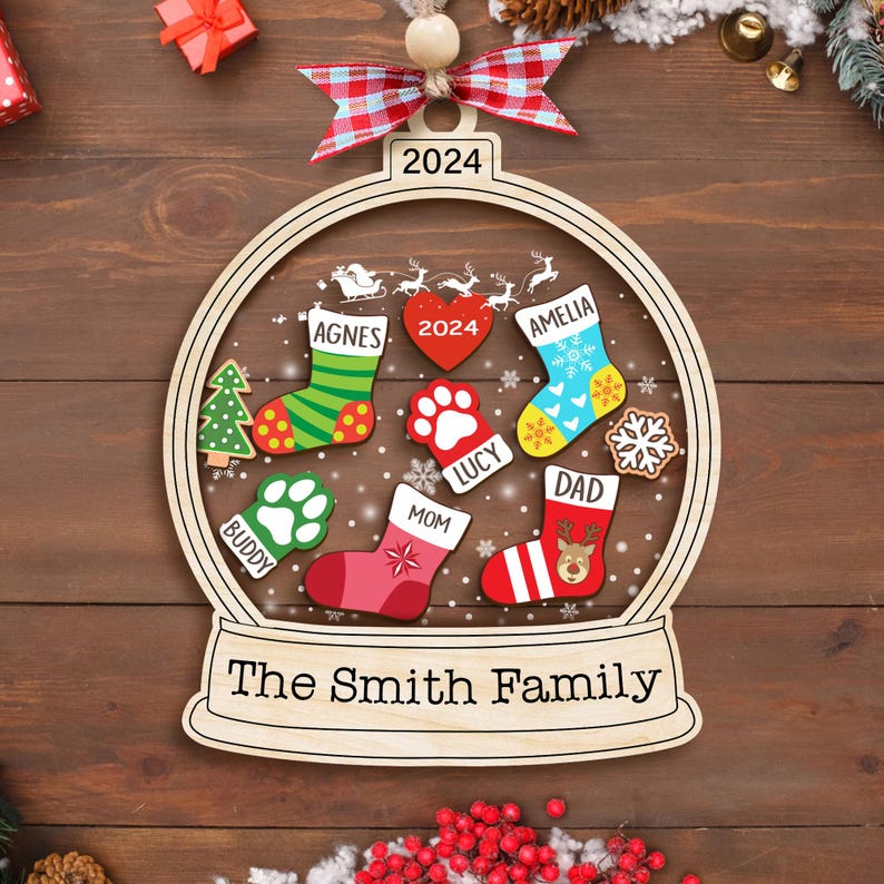 Personalized Family Stocking Ornament 2025 Christmas, Customize Family Christmas Stockings Shaker Ornament, Family and Pet Ornament Keepsake