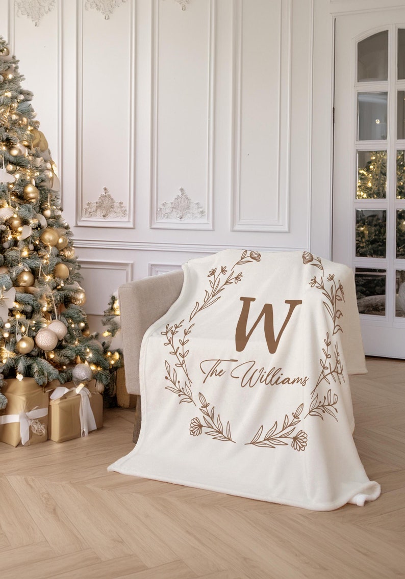 Custom Family Name Blanket, Last Name Initials Blanket, Wedding Anniversary Gift, Christmas Present For Family, Gift For Mom