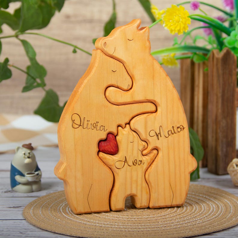 Custom Wooden Bear Family Puzzle, Personalized 2-6 Person Animal Figurines, Ideal for Anniversaries & Home Decor